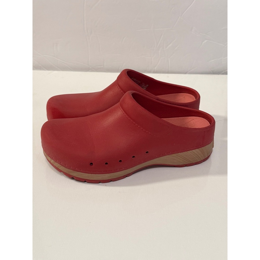 Dansko Kane Clogs Red Slip On Mules Womens 36 5.5-6 Comfort Shoes